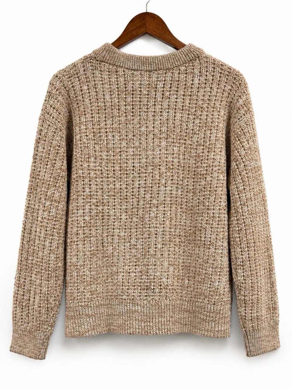 Time and Tru Women’s Beige Textured Crewneck Sweater Warm & Cozy